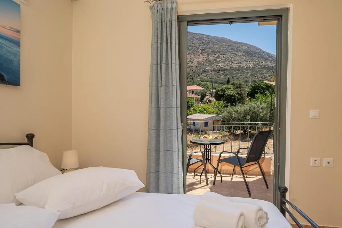 Triodos Villa Myrtos Divarata 0*,  Greece