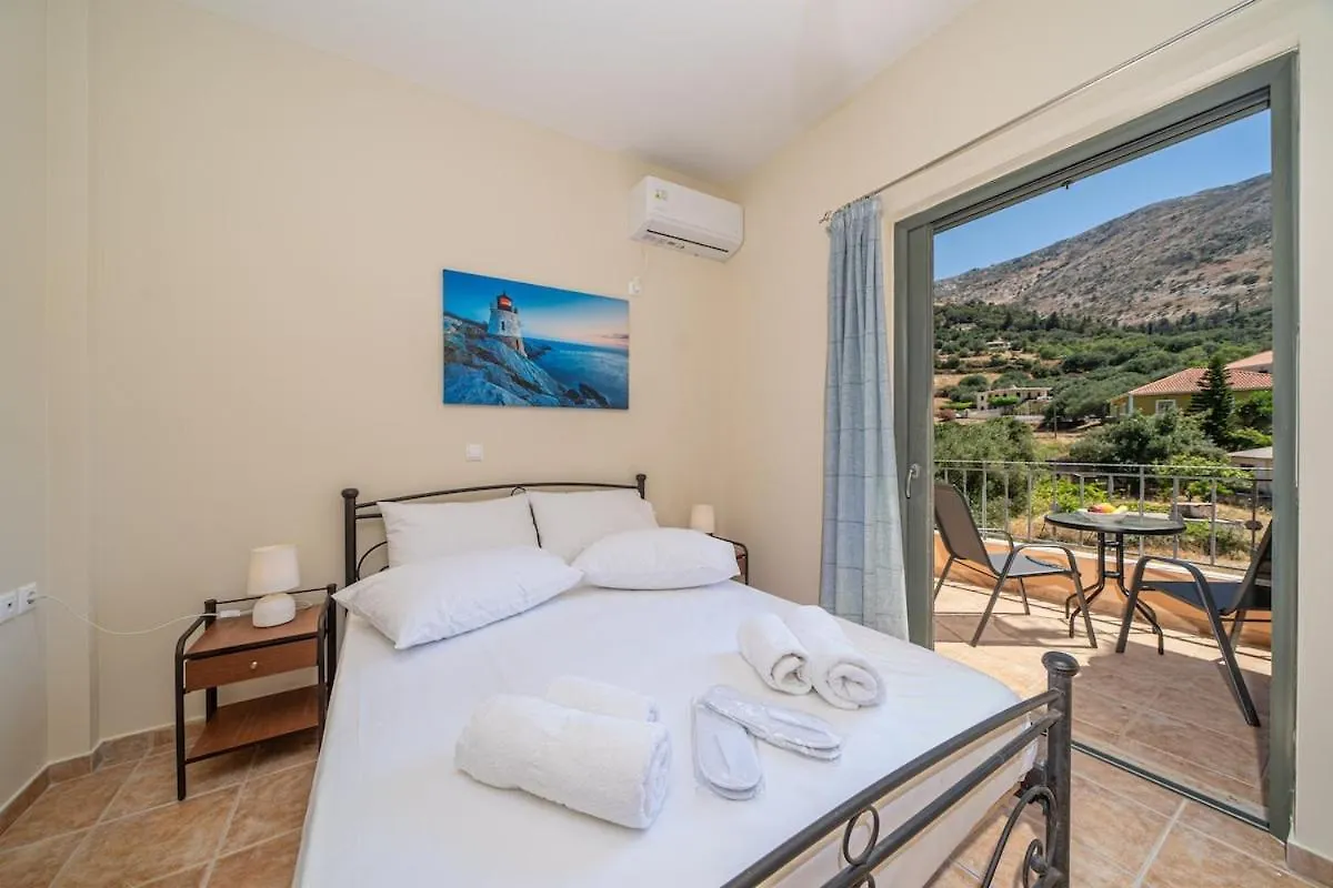 Triodos Villa Myrtos Divarata 0*,  Greece